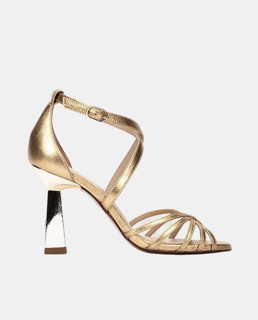 Imagem 0 de Sandálias em Pele com Tacão