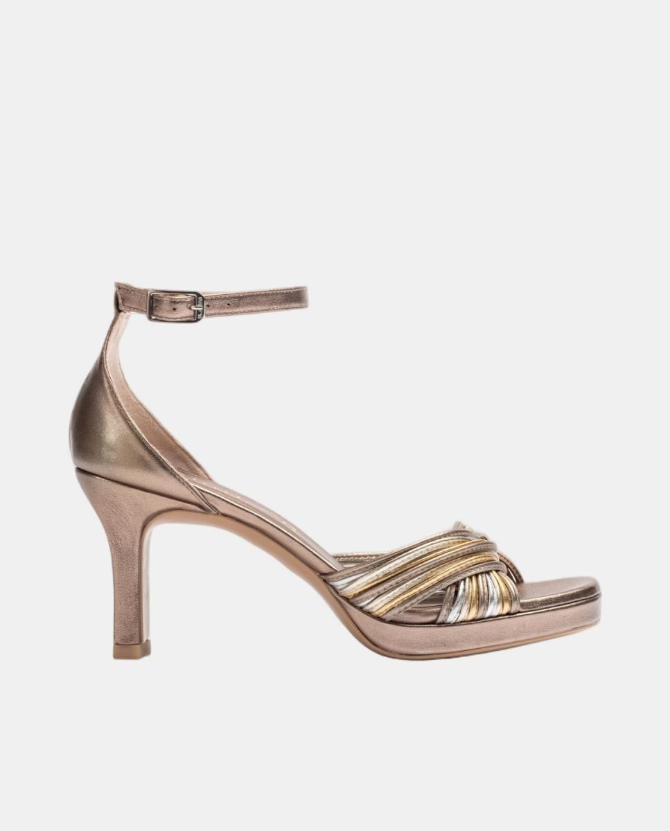 Imagem 0 de Sandálias de Plataforma com Biqueira Quadrada