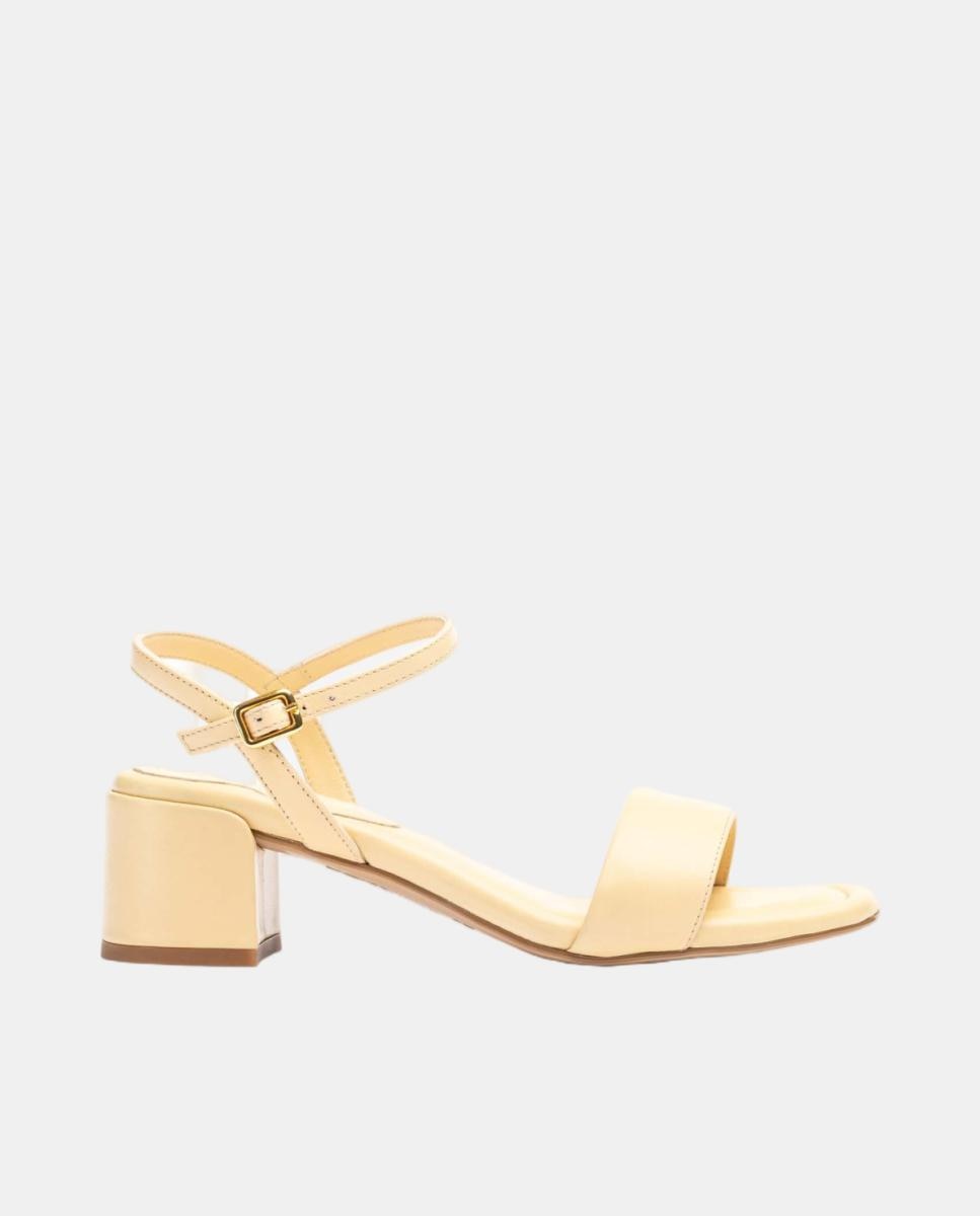 Imagem 0 de Sandálias Acolchoadas de Biqueira Quadrada