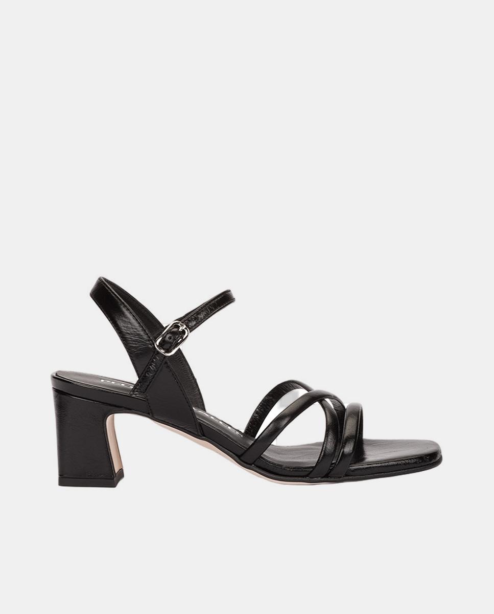 Imagem 0 de Sandálias em Pele com Salto.