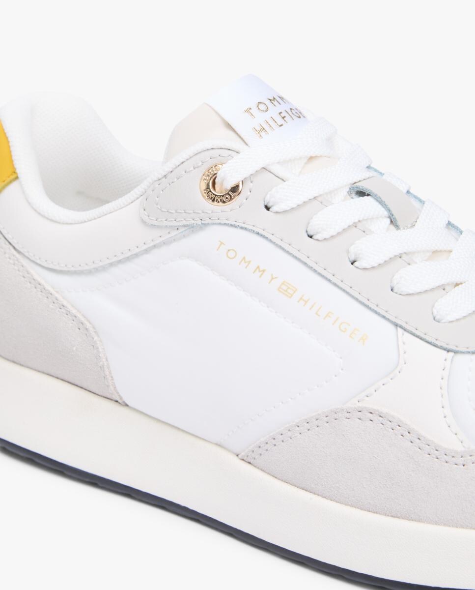 Sapatilhas Runner com Logótipo Dourado Branco-4