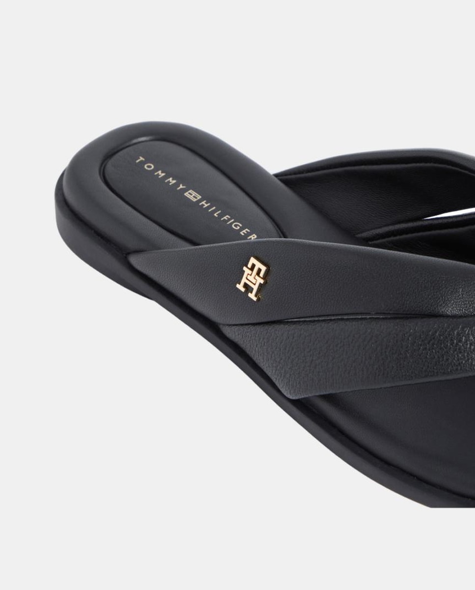 Sandálias Rasas em Pele com Logótipo Preto-2