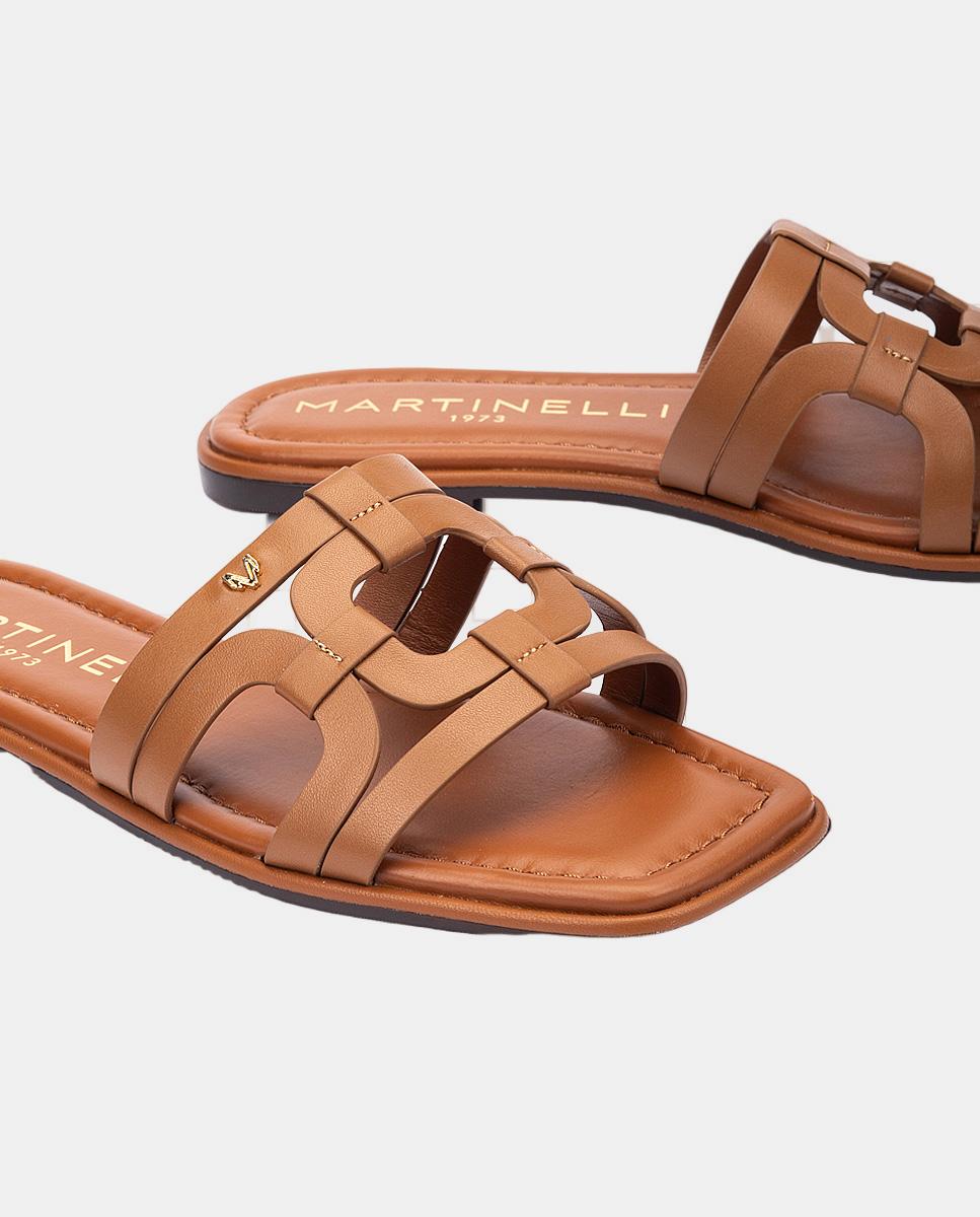 Sandálias Rasas em Pele Castanho-2