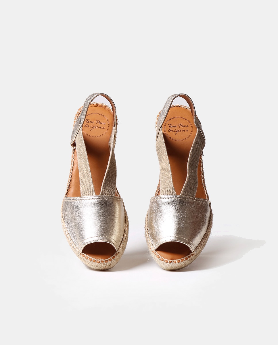 Alpercatas Rasas Etna com Tiras Elásticas e em Pele Platina-5