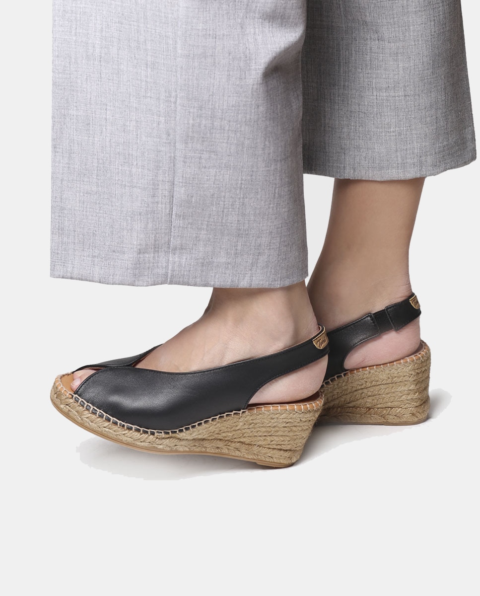 Alpercatas de Cunha Tipo Peep Toe Preto-4