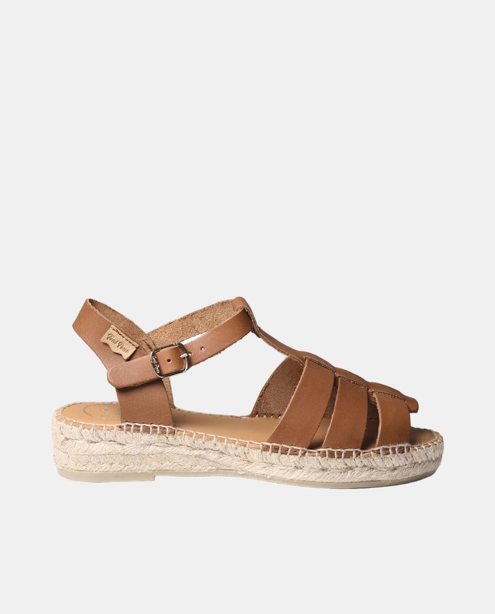 Toni Pons - Alpargatas planas de mujer en piel de color camel.