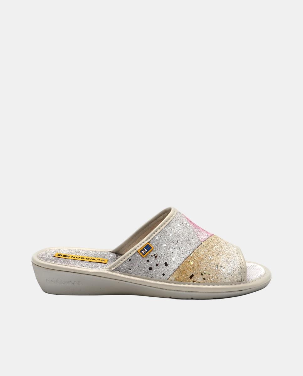 Imagem 0 de Chinelos de Quarto em Material de Têxtil com Glitter