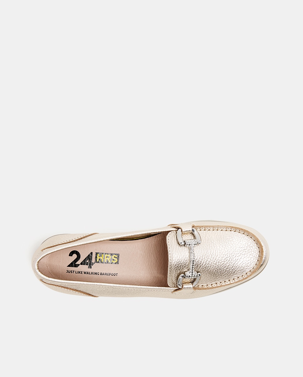 Imagen 3 de Mocasin de cuña en piel metalizada platino - 24HRS - Oro Oro
