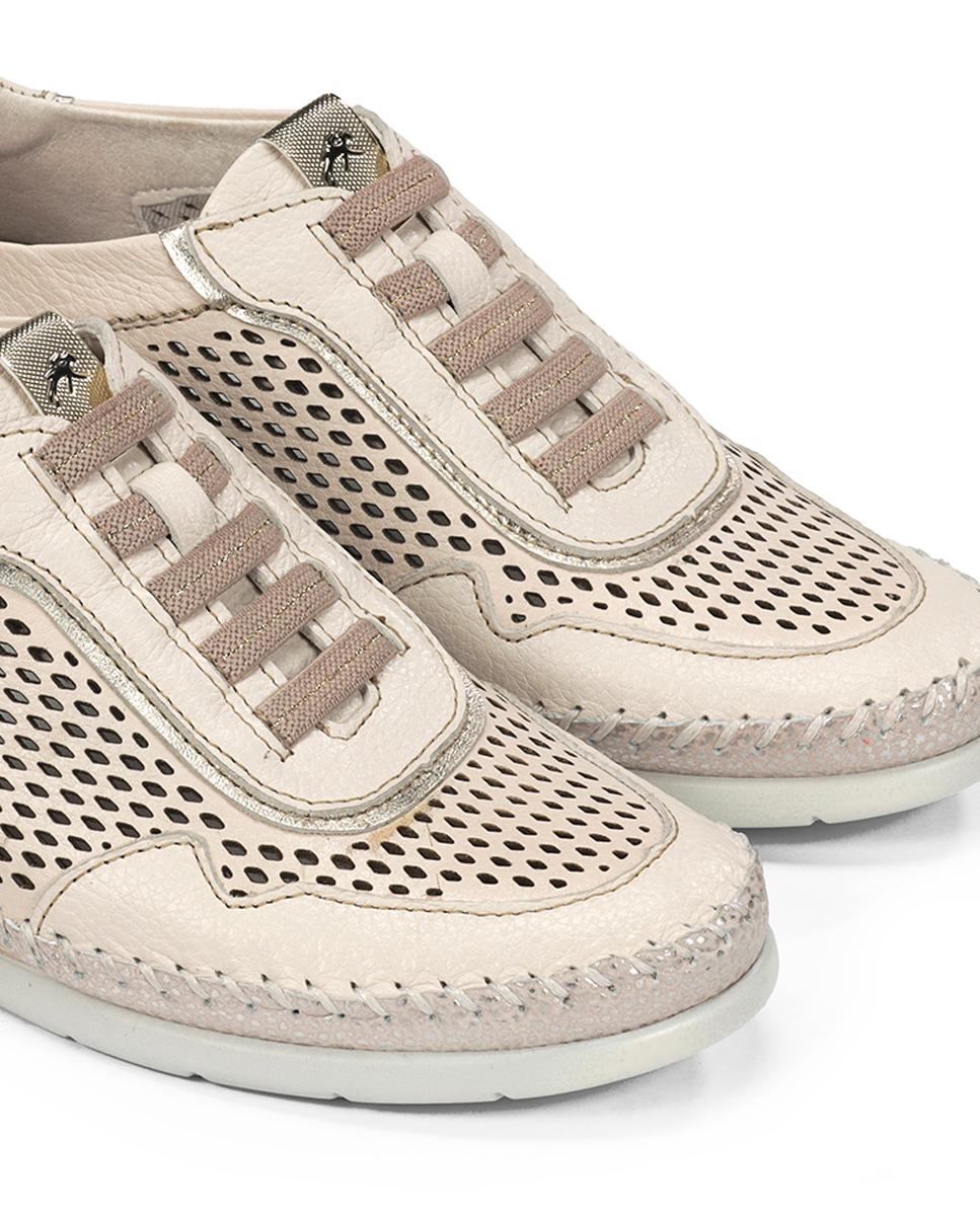 Sapatos em Pele Perfurados Natural-6