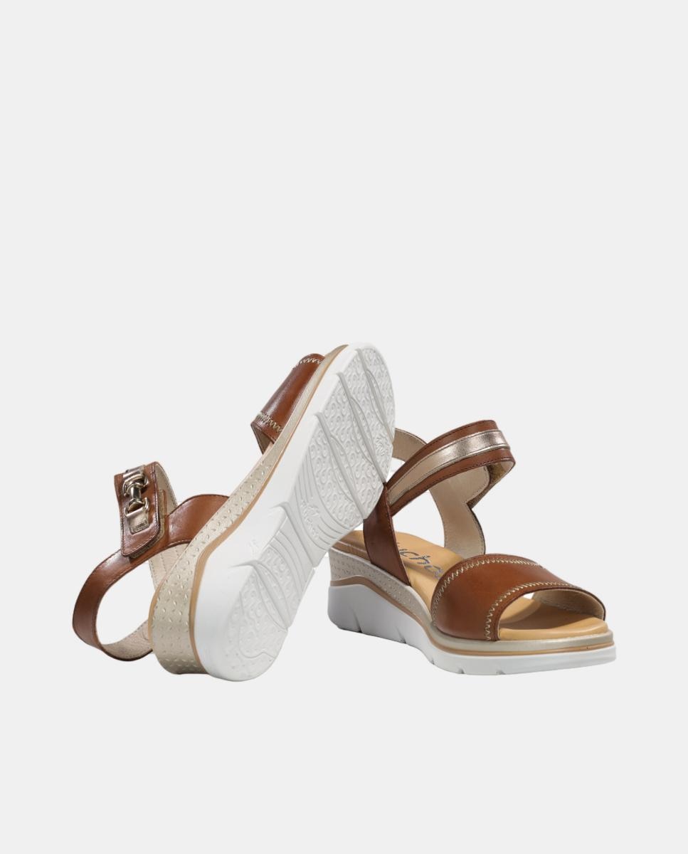 Sandálias em Pele com Fecho de Velcro Couro-6