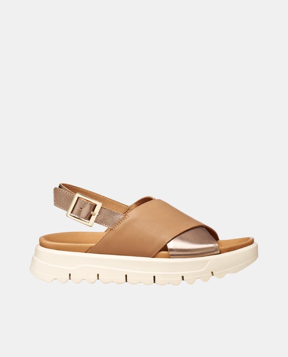 Imagem 0 de Sandálias com Tiras