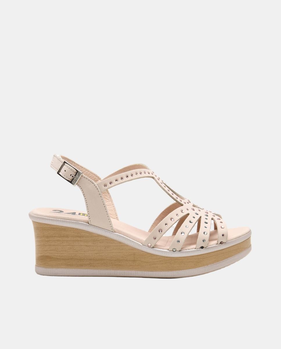 Imagem 0 de Sandálias de Cunha Alta em Nobuck com Cristais - Preto