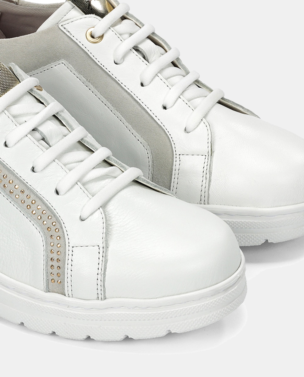Sapatilhas em Pele com Atacadores Branco-6