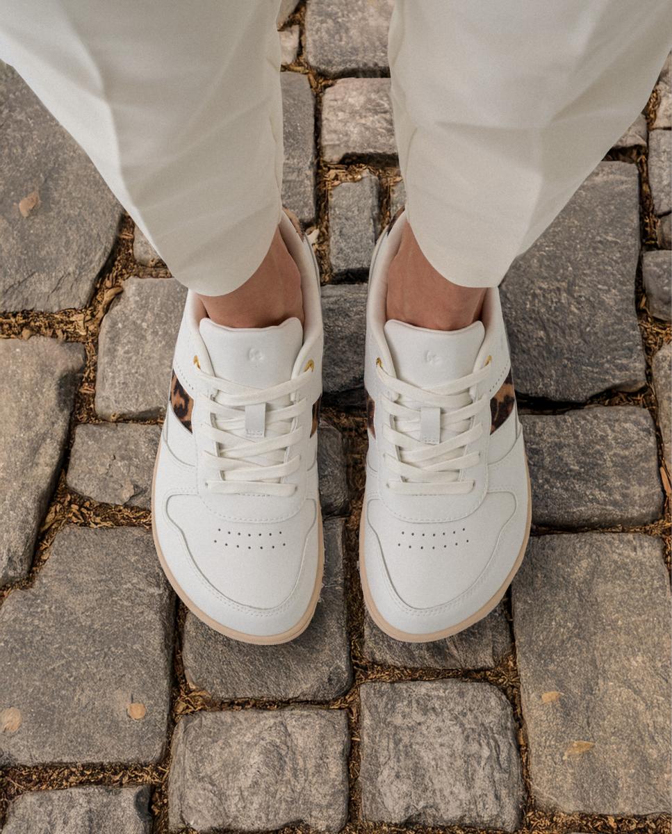 Sapatilhas em Ecopele com Sola Rasa sem Drop Castanhos-9