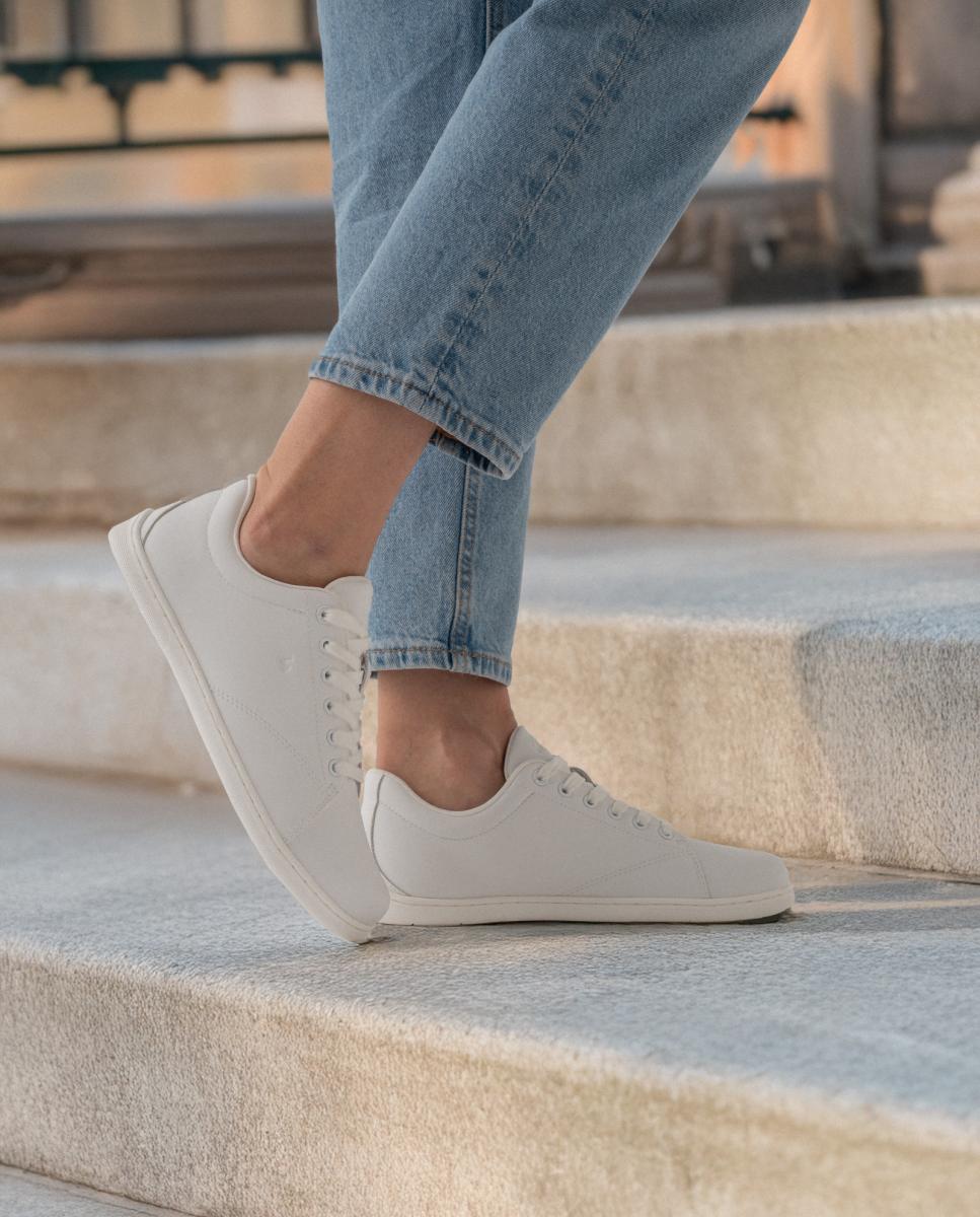 Sapatilhas em Ecopele com Sola Rasa sem Drop Branco Total-12