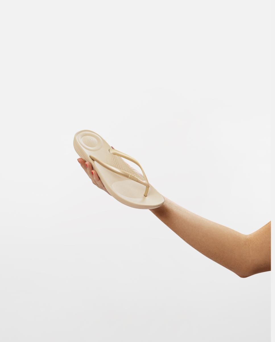 Sandálias Flip Flop Iqushion em TPU e EVA Ouro-5