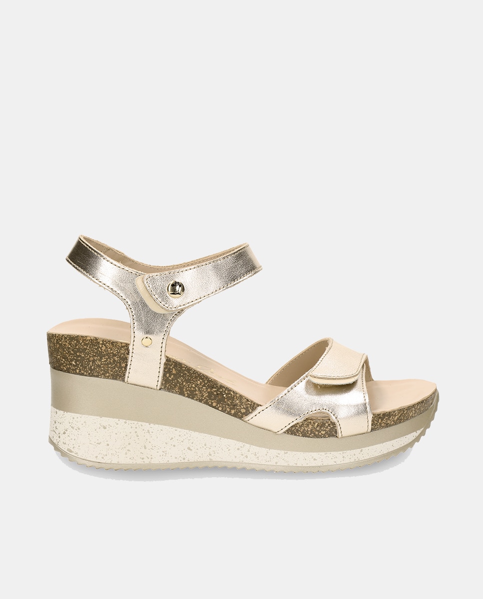 Imagem 0 de Sandálias de Tiras com Pulseira pelo Tornozelo, Fecho Aderente e Cunha - Dourado