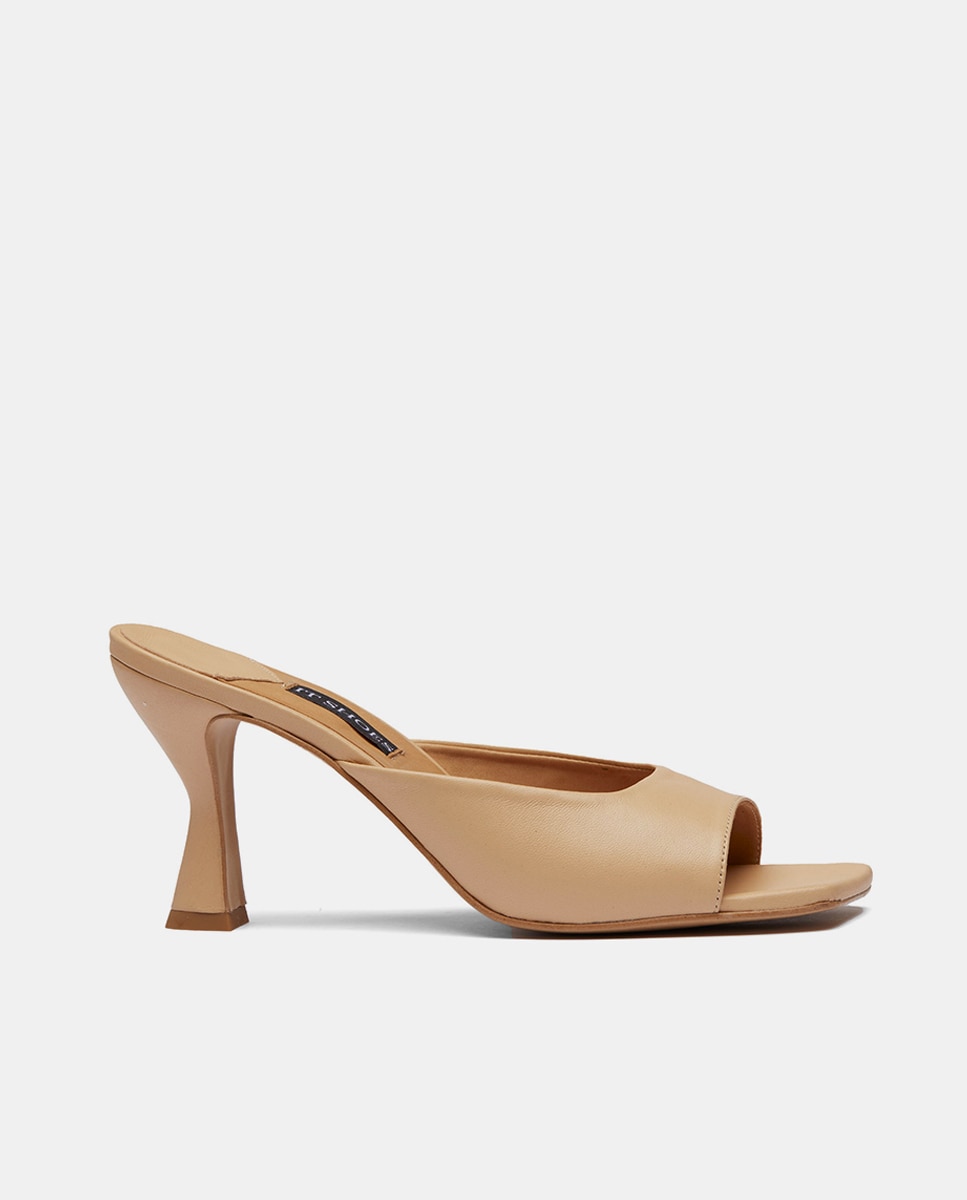 Mules Jacqueline em Pele com Salto Afunilado Bege-1