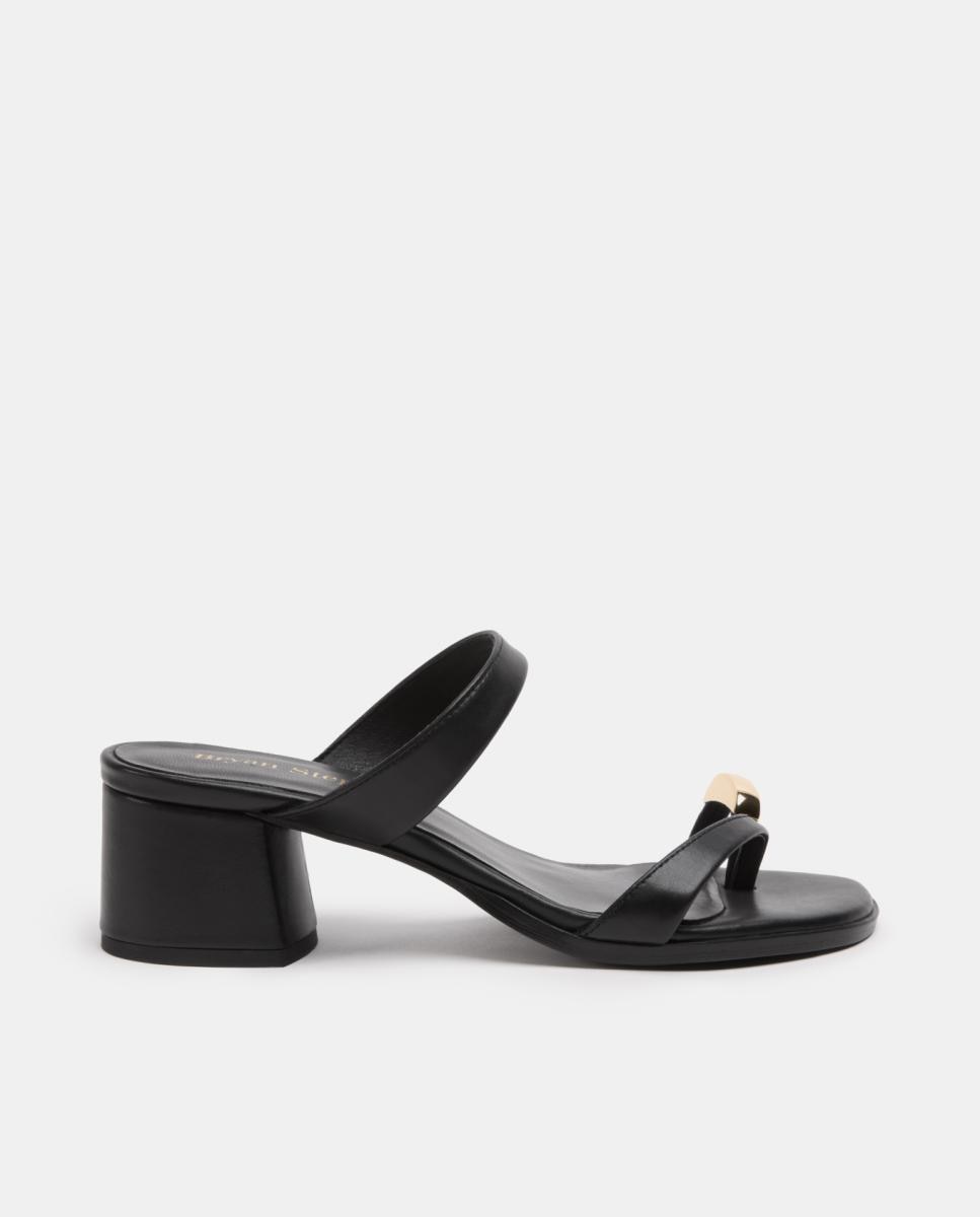 Imagem 0 de Sandálias em Pele com Salto Largo