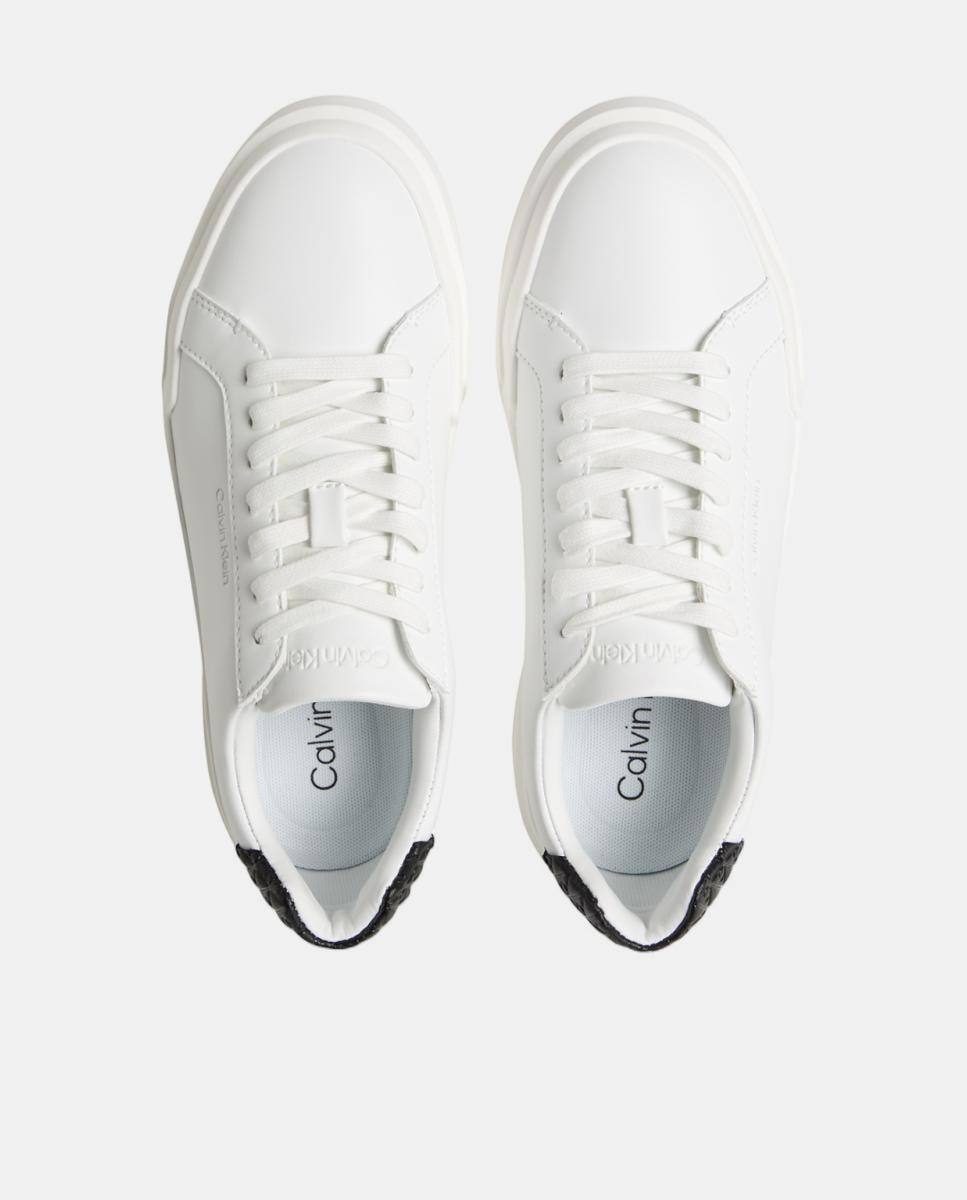 Sapatilhas Tipo Chunky em Pele com Detalhe Multilogótipo Branco-3