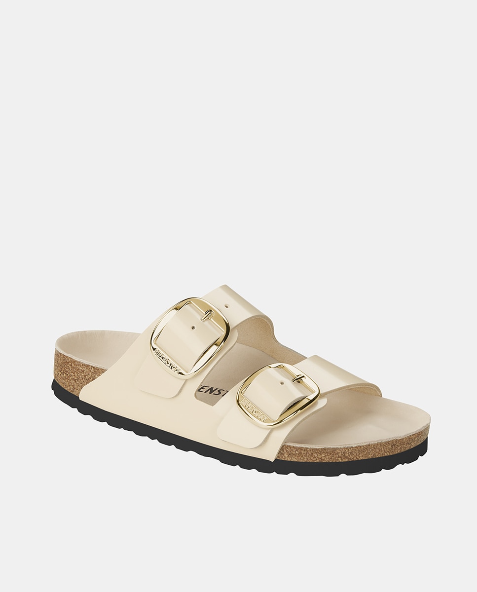 Imagem 0 de Sandálias Arizona em Couro Natural Envernizado com Fivela Grande