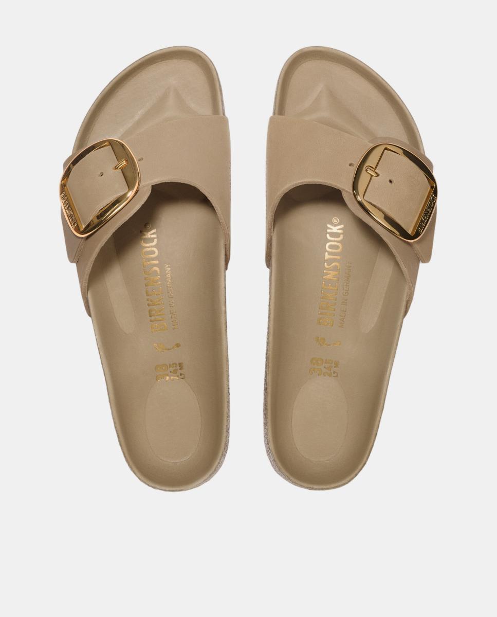 Sandálias em Pele com Fivela Grande Castanho caramelo-2