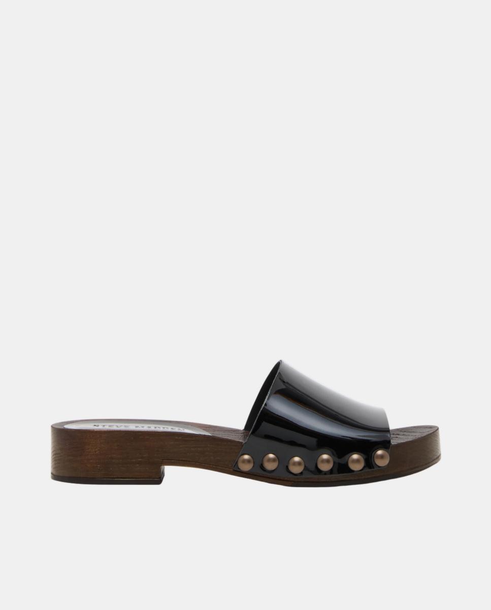 Steve Madden - Sandalia plana pala piso madera.