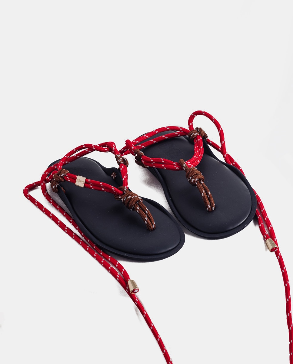 Imagem 0 de Sandálias com Cordas