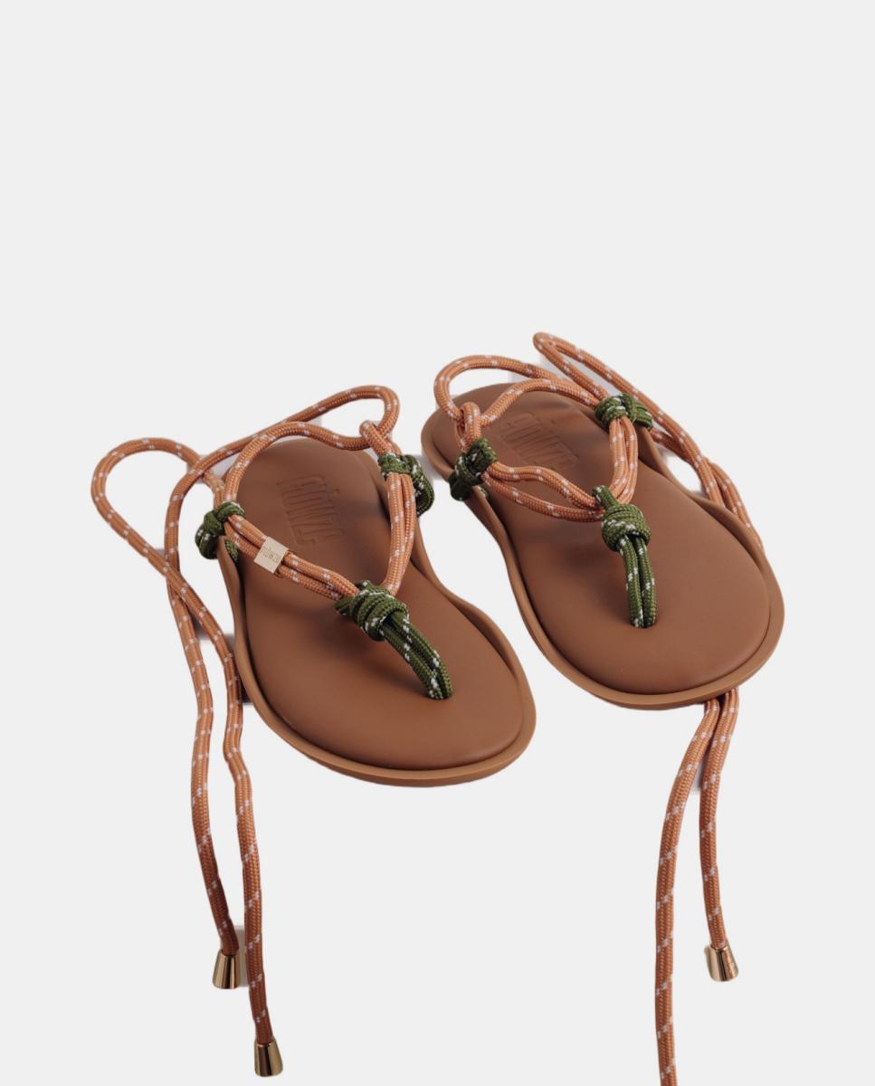 Imagem 0 de Sandálias com Cordas