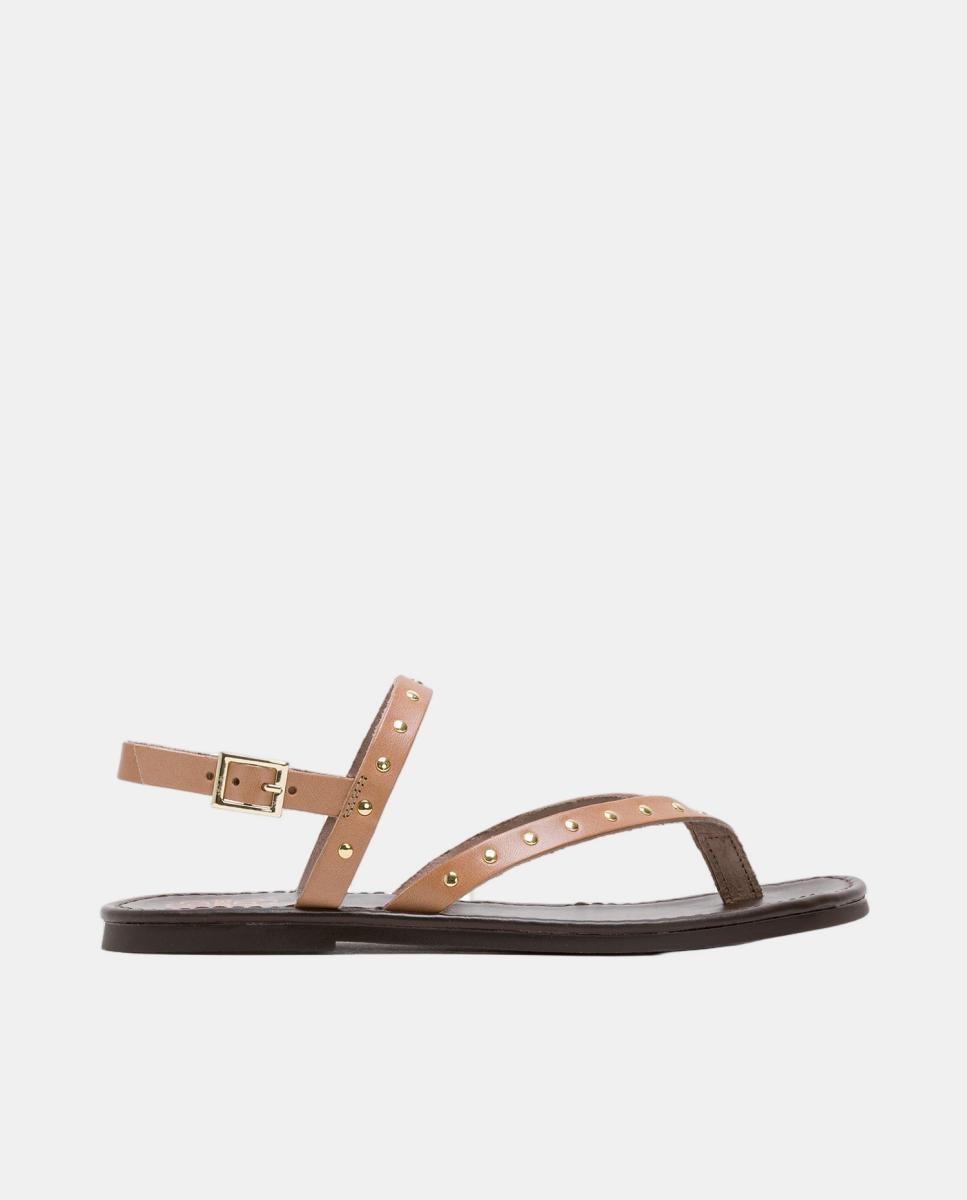 Imagem 0 de Sandálias Rasas em Pele com Tachas Alessandra - Taupe