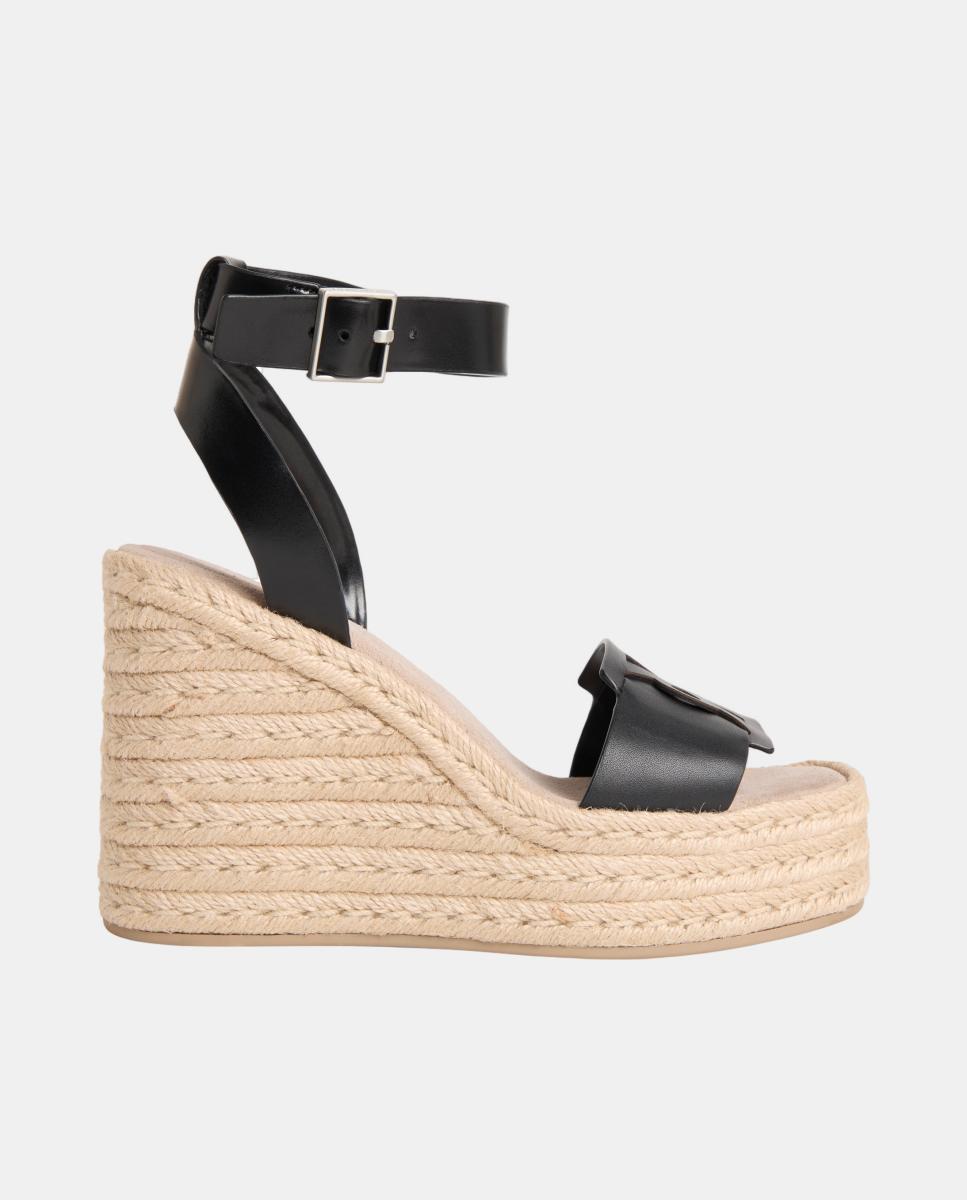 Imagem 0 de Alpercatas de Cunha em Pele com Pulseira