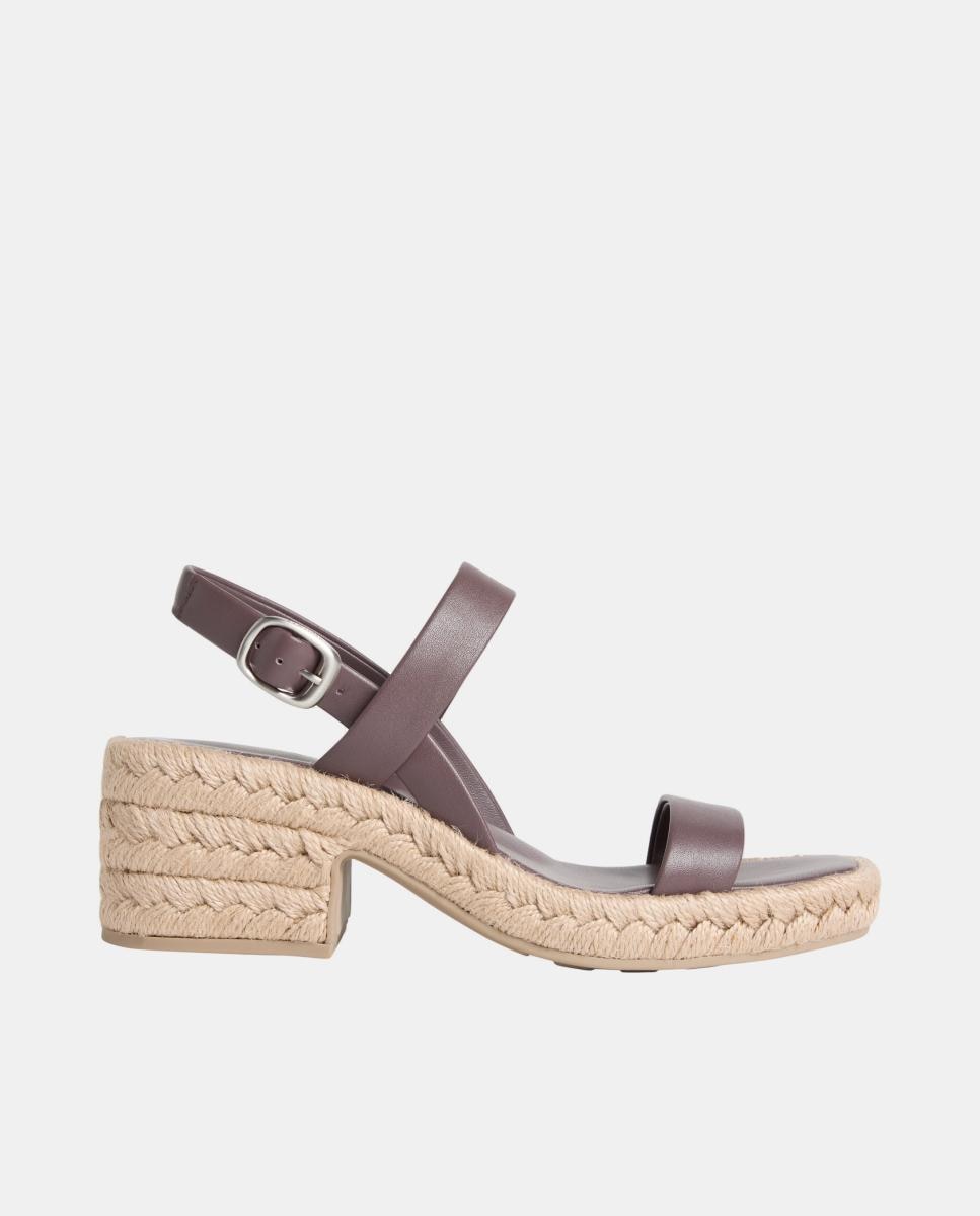 Imagem 0 de Sandálias de Esparto com Tacão