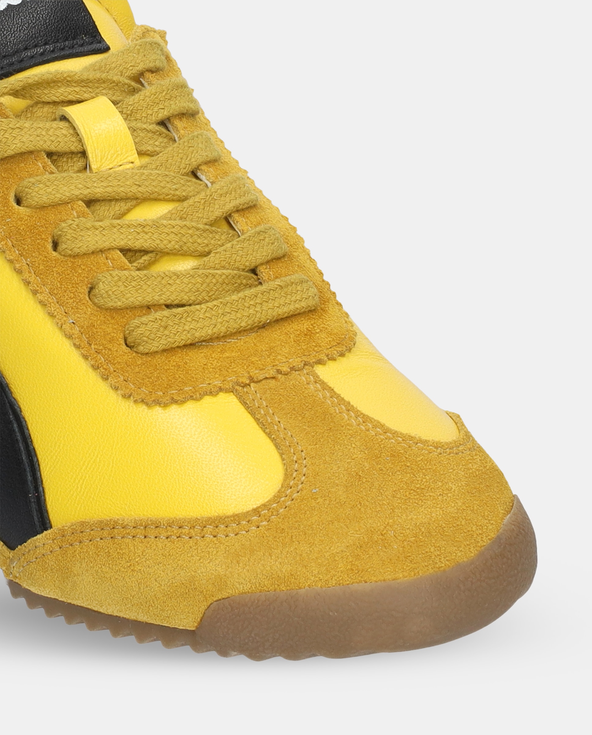 Sapatilhas Desportivas em Pele Amarelo-2