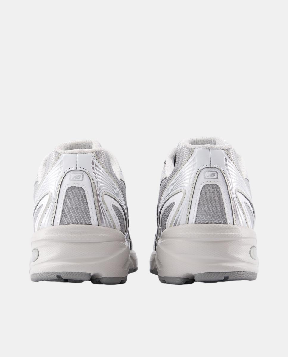 Sapatilhas Casual 740 Retro 2000 Metalizadas Prata-6