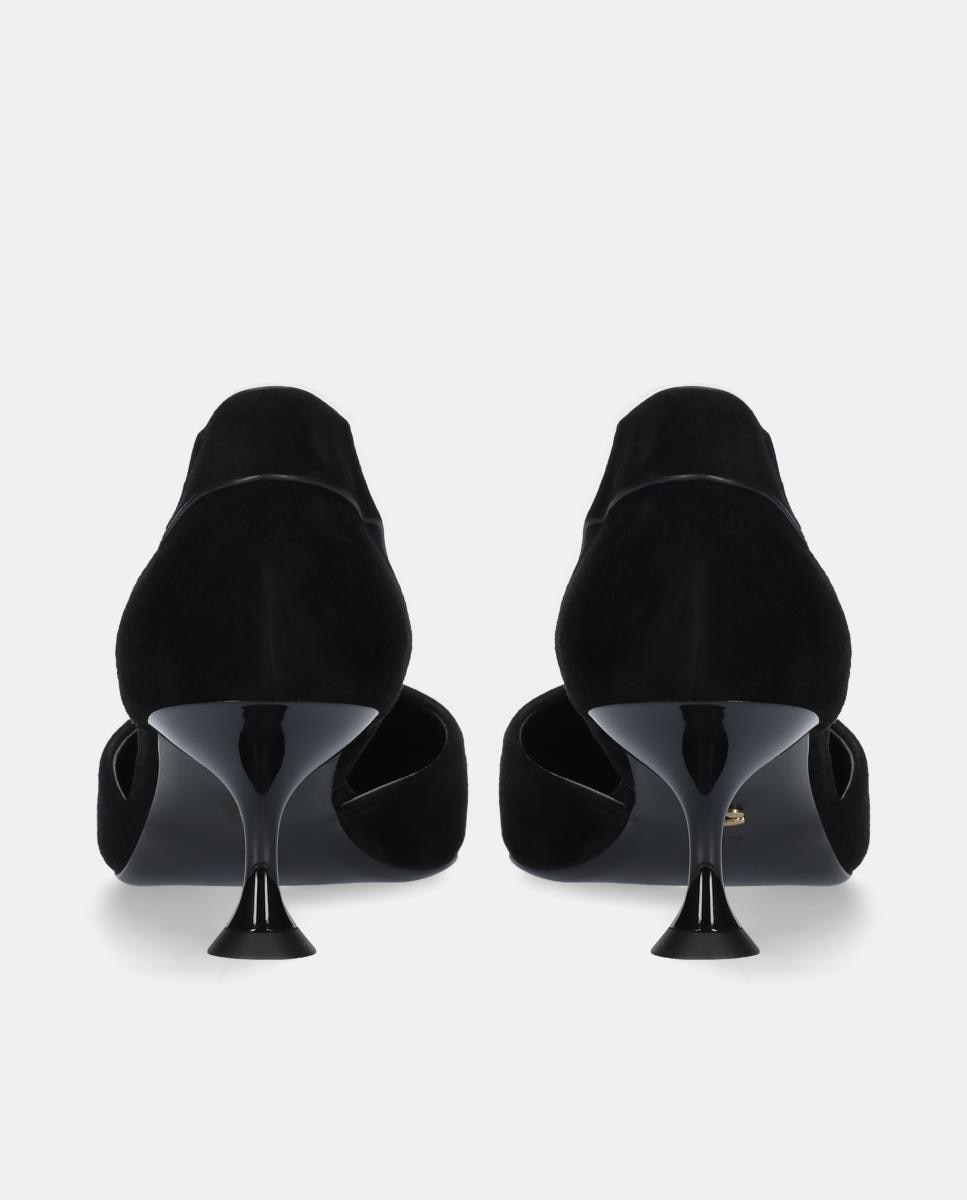 Sapatos em Camurça com Detalhe de Laço Preto-4
