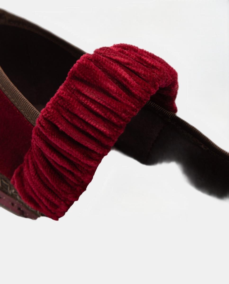 Sapatos de Presilha Mafalda em Veludo Bordeaux-4