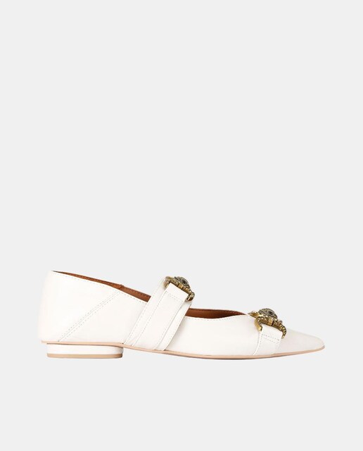 Imagen 0 de Bailarina estilo mule de mujer en piel acharolada con detalle de estribos