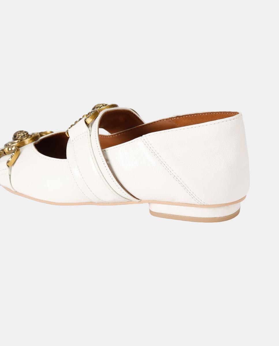Sabrinas Tipo Mules em Pele Envernizada com Detalhe de Estribos Natural-3