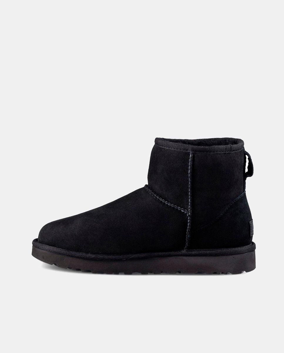 Botas Classic Mini II de Camurça com Forro Interior de Pelo Preto-2