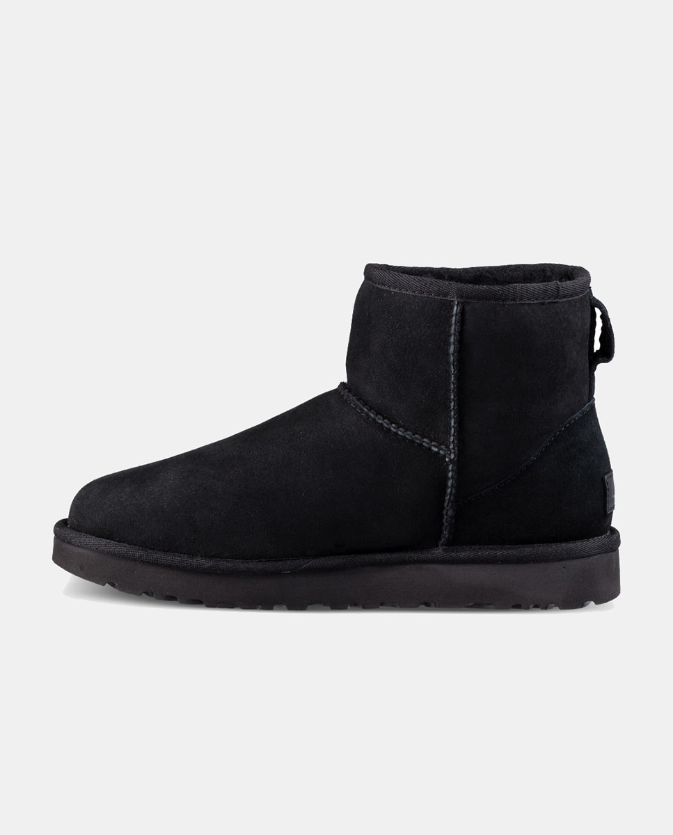 Botas Classic Mini II de Camurça com Forro Interior de Pelo Preto-4