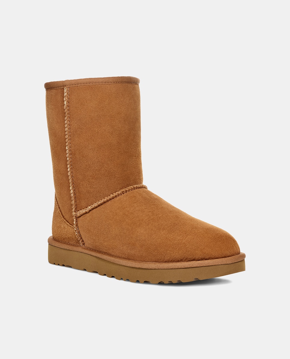 Botas Classic Short II com Cano Médio e Forro Interior de Pelo Camel-2