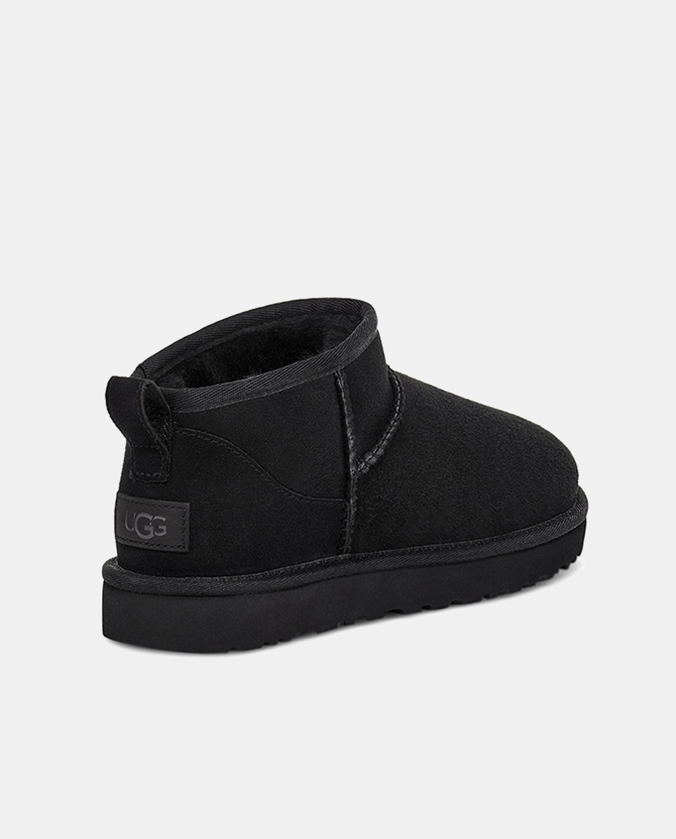 Botas Classic Ultra Mini Preto-3