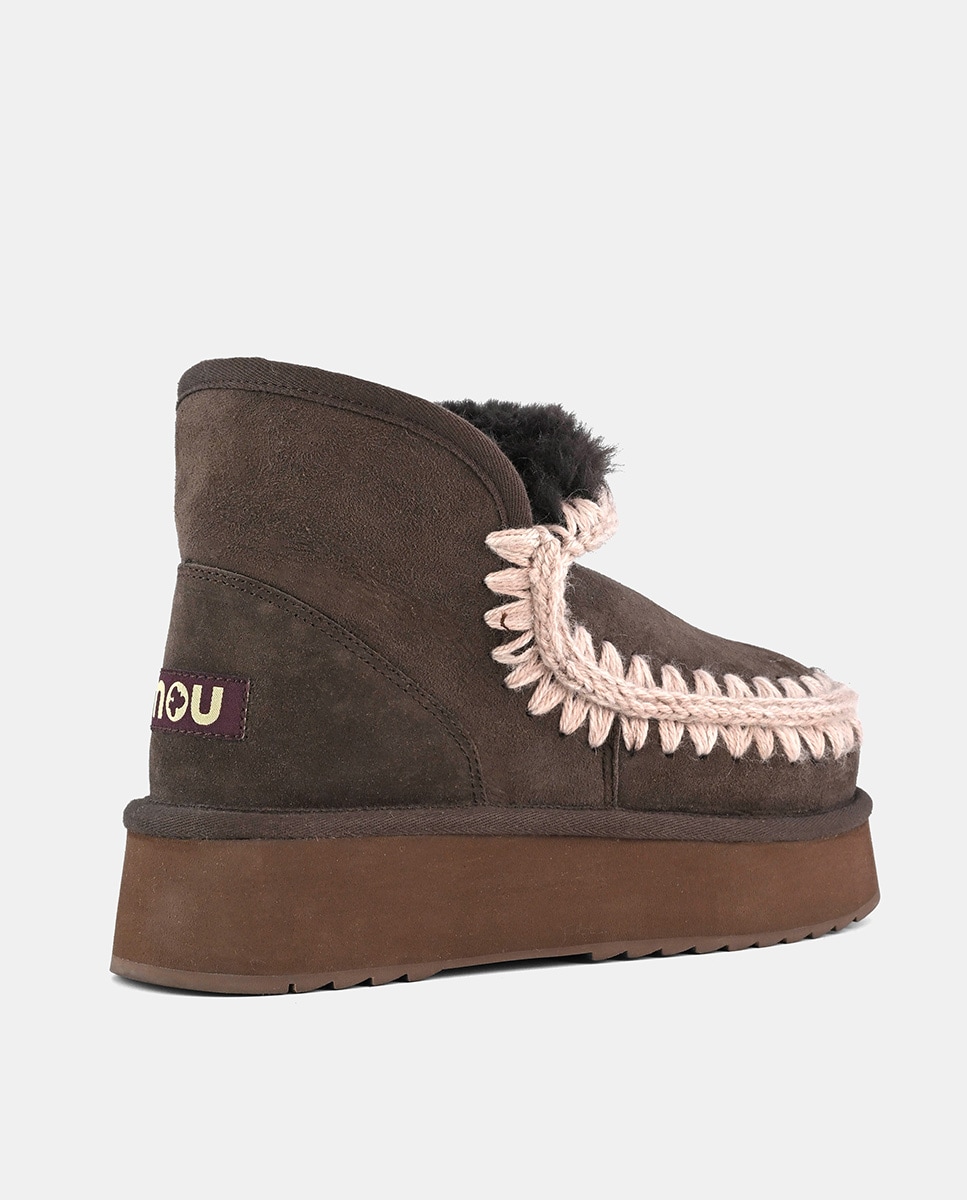 Botins Rasos Mini Eskimo em Pele com Plataforma Castanho-3