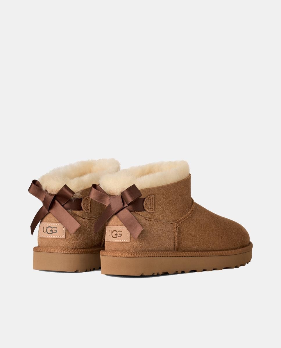 Botins Rasos Clássicos Forrados em Pelo Ultra Mini Bailey Bow Couro-3