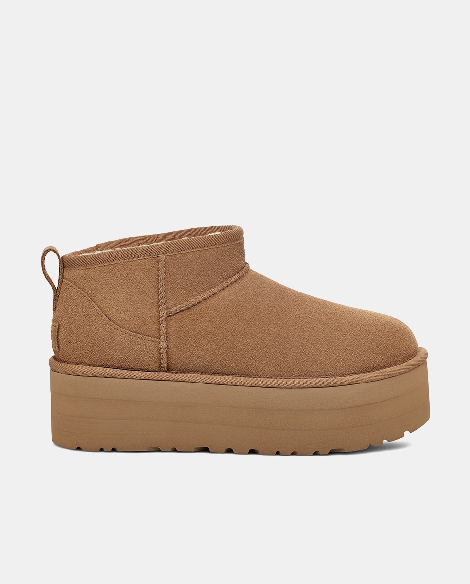 Imagem 0 de Botas Classic Ultra Mini com Plataforma e em Pele