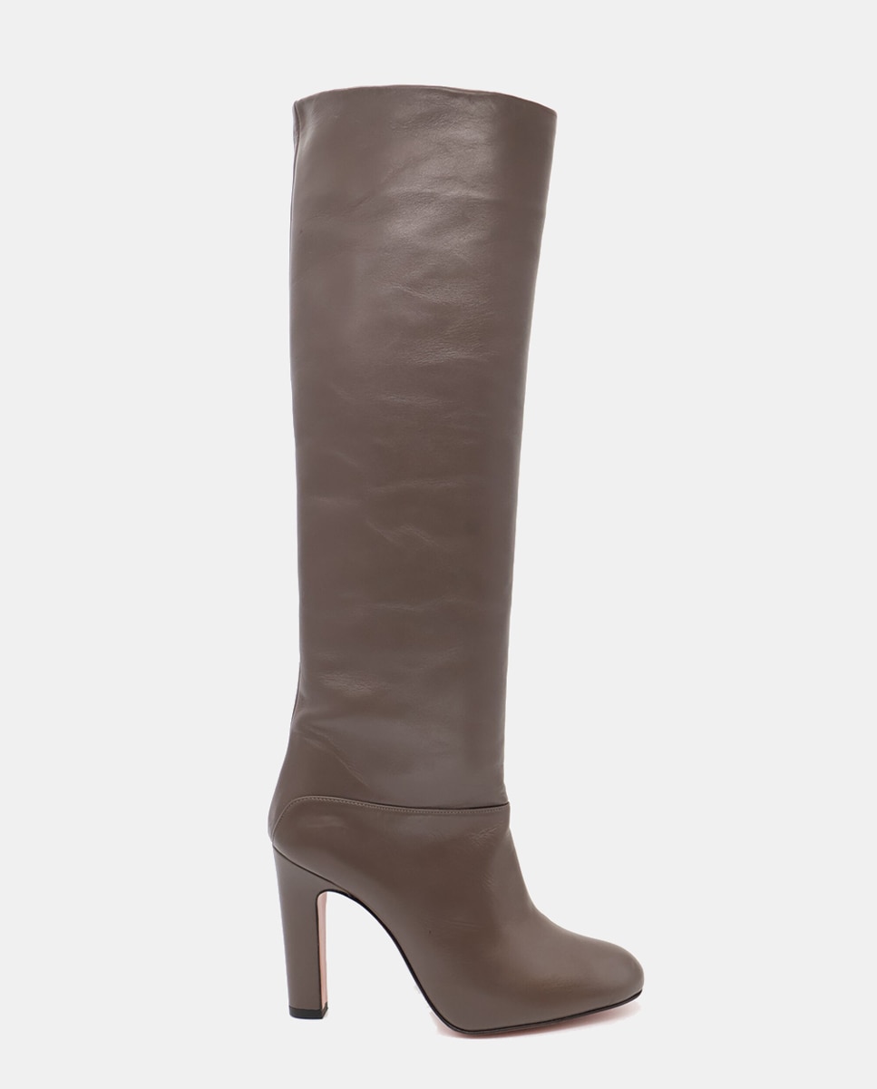 Imagem 0 de Botas com tacão