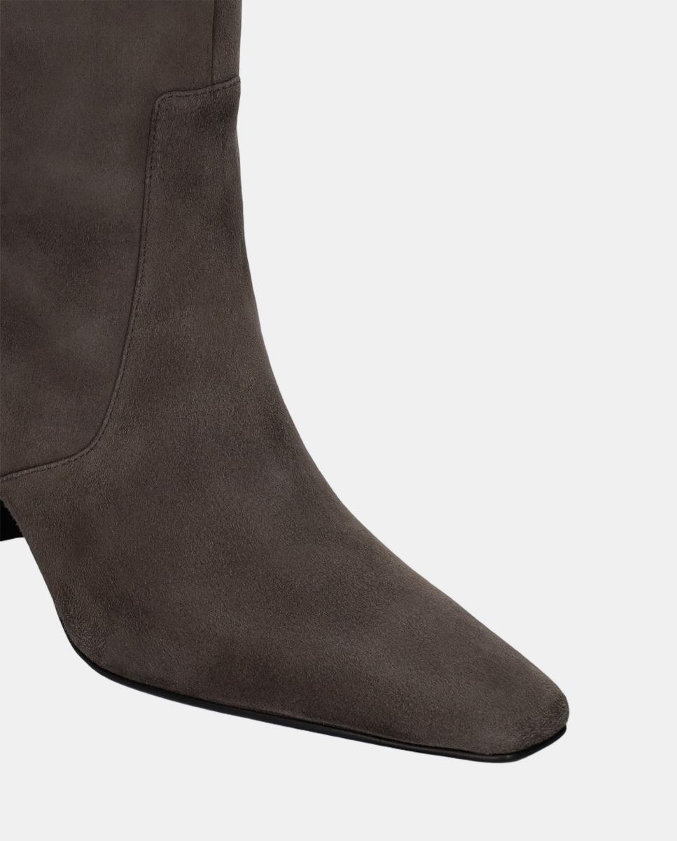 Botas em Croute com Adorno de Fivela e Salto de Bloco Cinzento-3