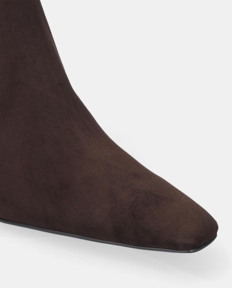 Botins em Croute com Adorno de Fivela e Salto de Bloco Castanho-chocolate-3