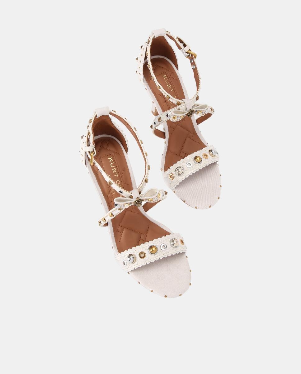 Sandálias Mini Bow Eyelet em Pele com Salto e Adornos de Tachas Branco Osso-2
