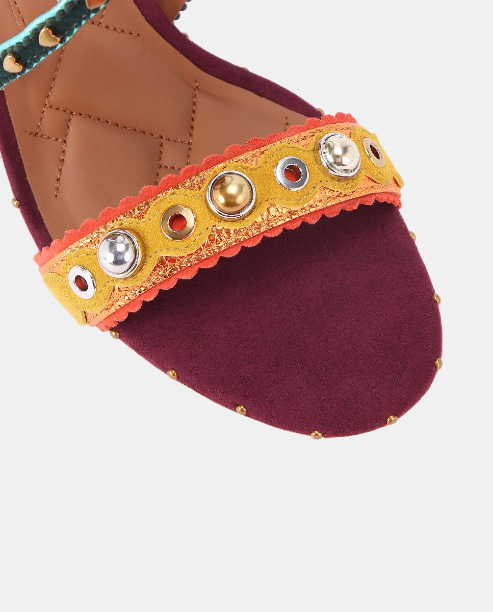 Sandálias Mini Bow Eyelet em Pele com Salto e Adornos de Tachas Multicolor-4